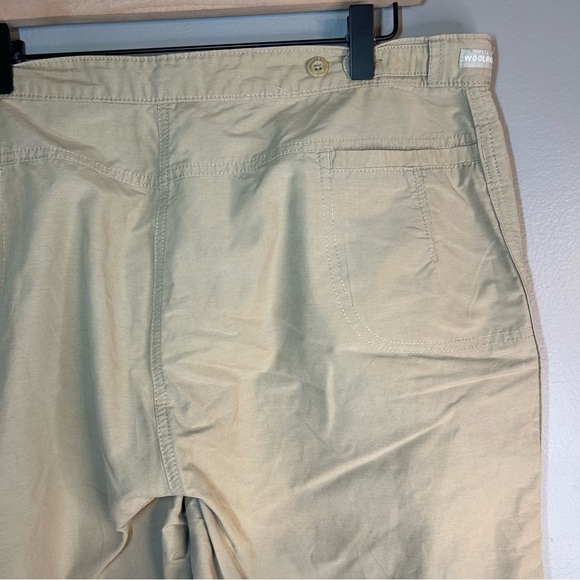 Woolrich Women’s Khaki Cropped Pants, Sz 16, Capris - Picture 6 of 8